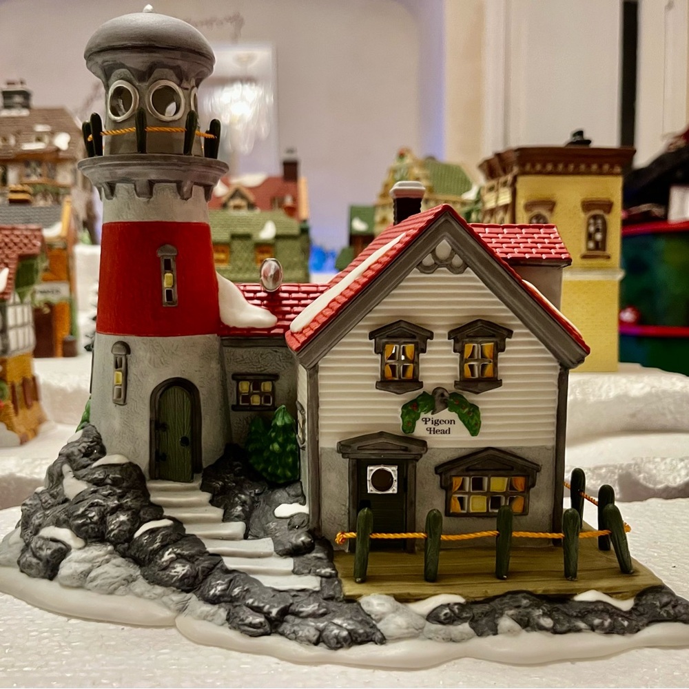 Department 56 Dickens Christmas Village - New England Series